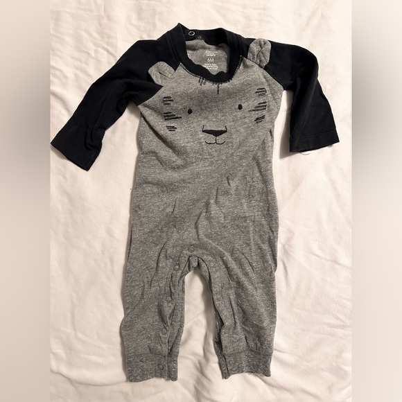 Boys Romper Bundle Size 6 months/6-9 months - Picture 6 of 7